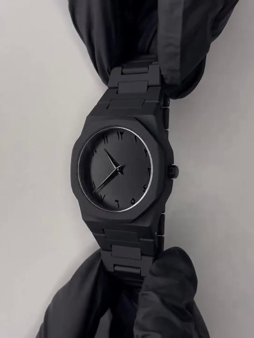AURA WATCH - LIGHTWEIGHT FIBER CASE